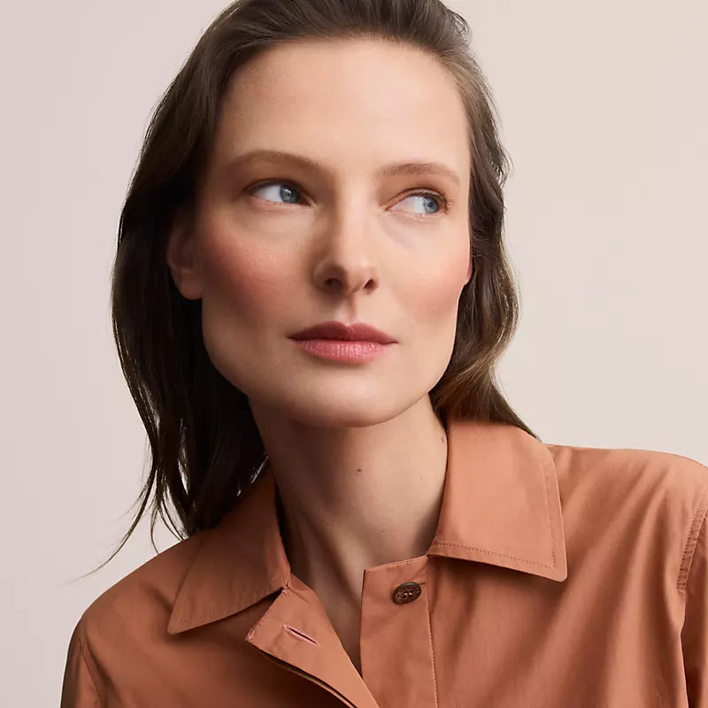 Silky blush powder