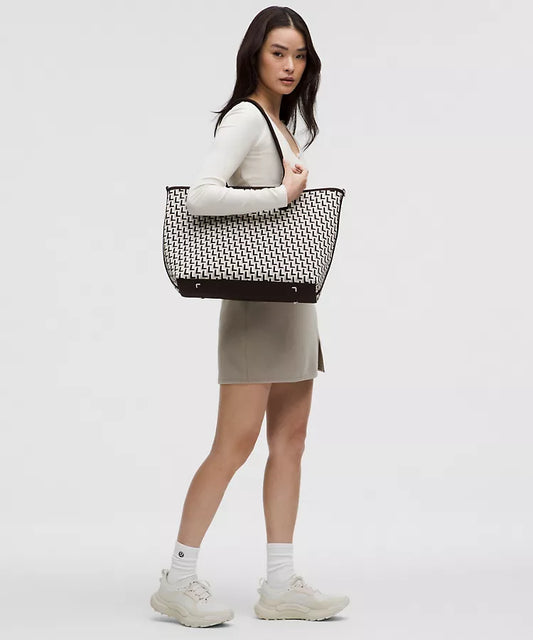 Classic Knit Tote Bag 18L
