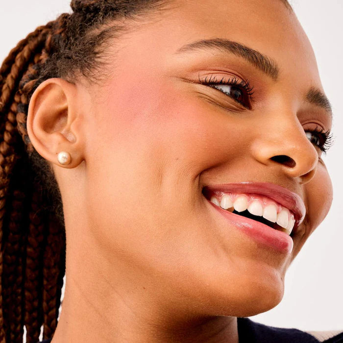 Silky-Soft Powder Blush