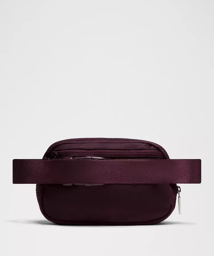 Everywhere Belt Bag 1L