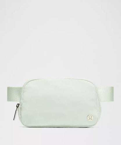 Everywhere Belt Bag 1L