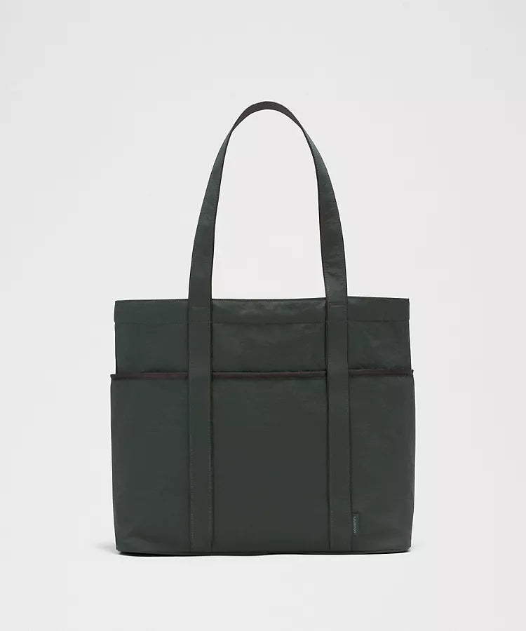 Daily Multi-Pocket Tote Bag 20L