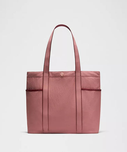 Daily Multi-Pocket Tote Bag 20L