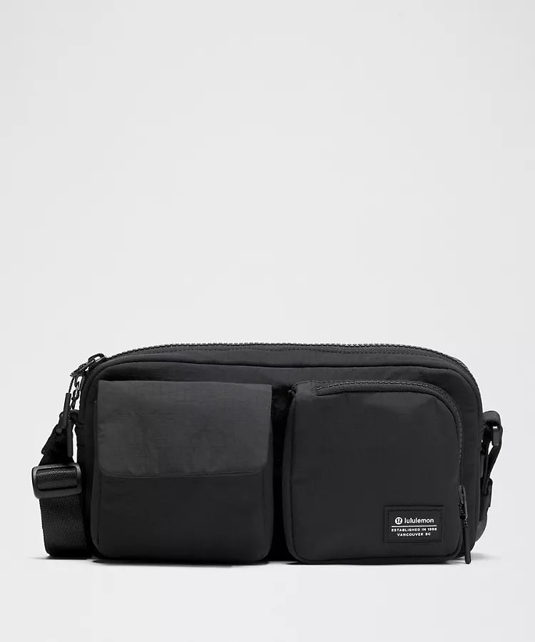 Multi-Pocket Crossbody Bag 2.5L