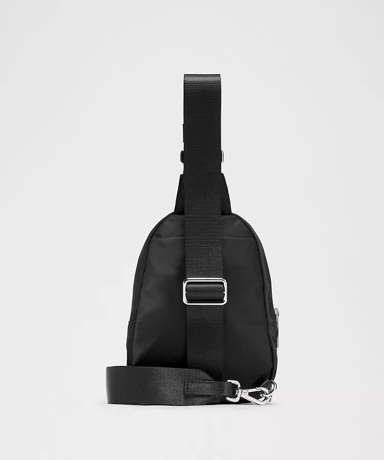 Everywhere Sling Bag Small 2L