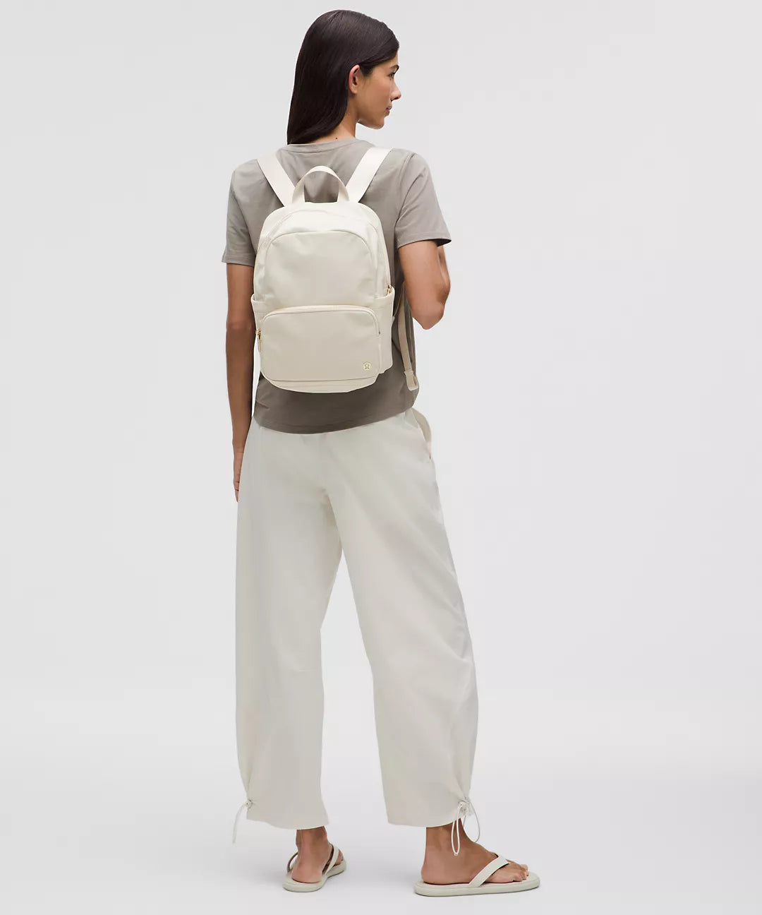 Everywhere Backpack Small 11.5L Metal Hardware
