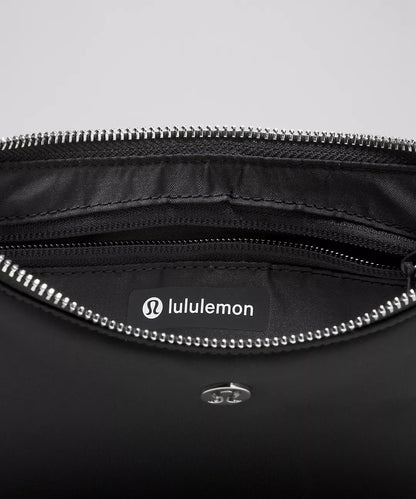 City Essentials Mini Shoulder Bag 1L