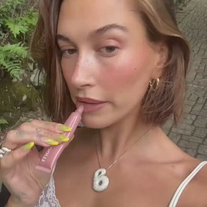 Peptide lip tint