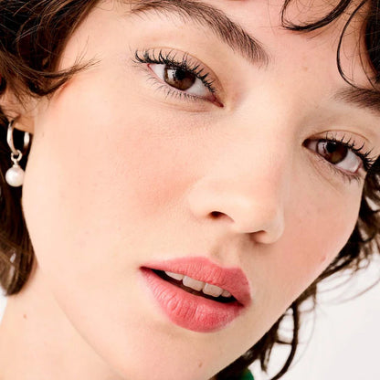 Silky-Soft Powder Blush