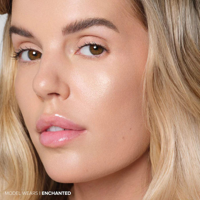 Glow Seeker Champagne Gold Powder Highlighter