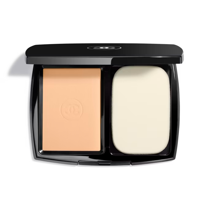 Ultrawear All-Day Comfort Flawless Finish Compact Foundation